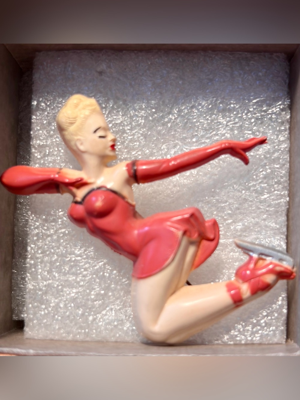 Vtg NWOT Ice Capades celluloid brooch from the 1940s.